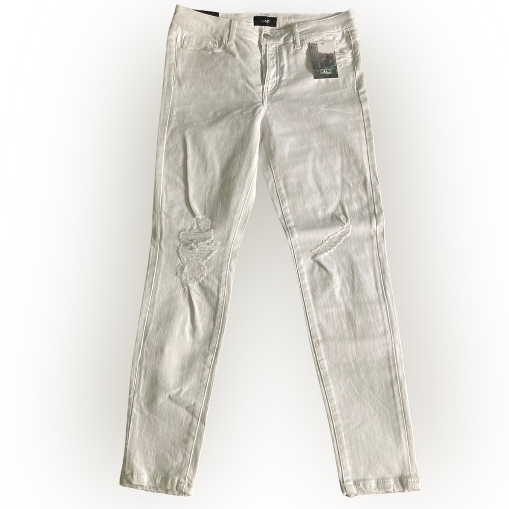 NWT VERVET WHITE JEANS SIZE 29